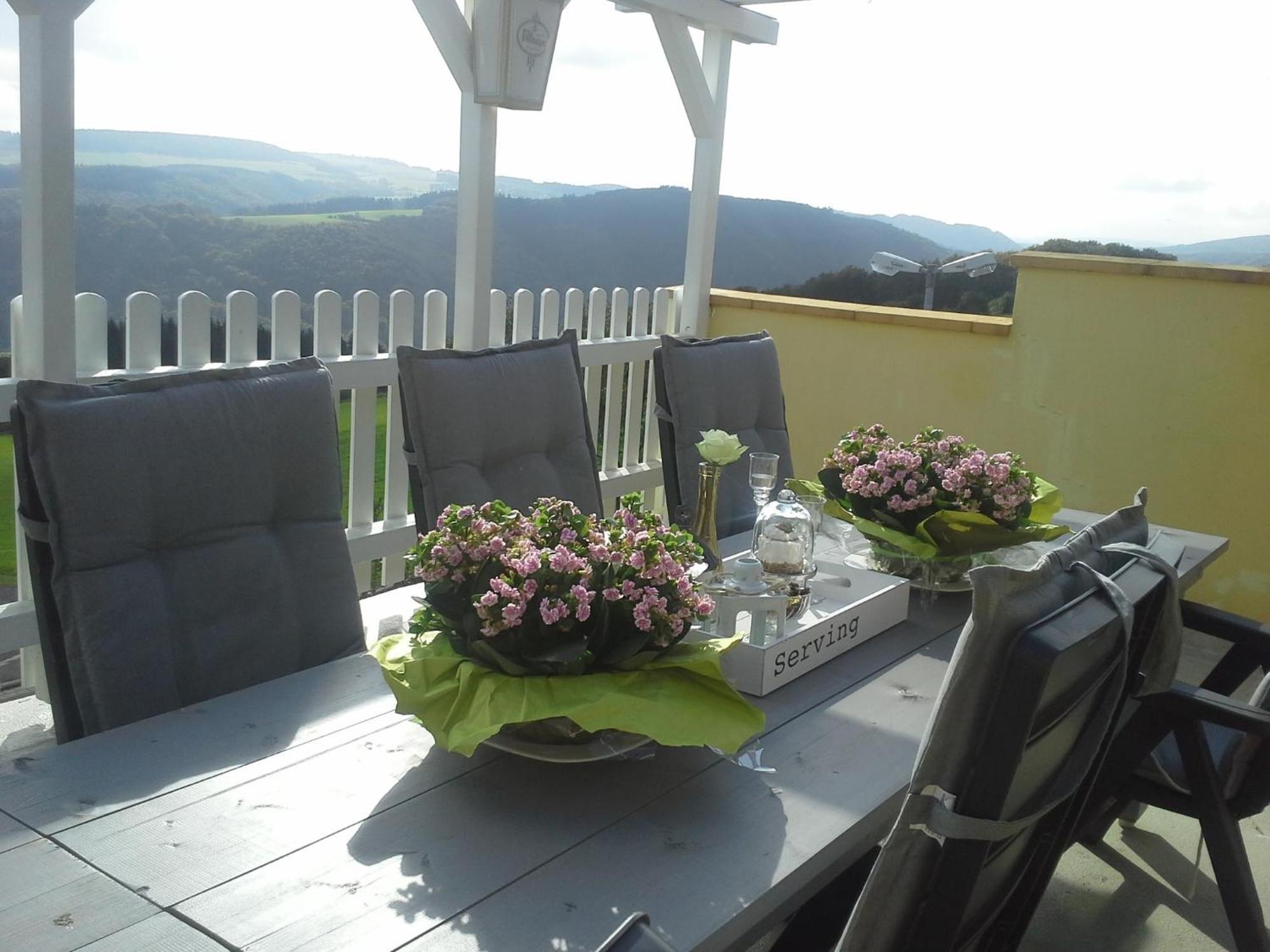 Beautiful Holidayhome With Sauna And Terrace Harscheid 외부 사진